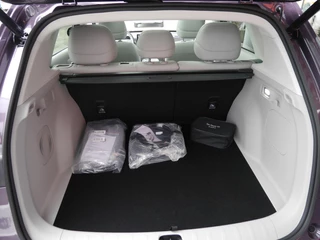 Leapmotor B10 Design ProMax 67.1 kWh  | Elektrische achterklep | Stoel en stuurverwarming | Lederenbekleding | 18 inch velgen | Meerdere kleuren! / 13