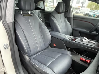 Voyah Courage Business Edition 80 kWh / 7