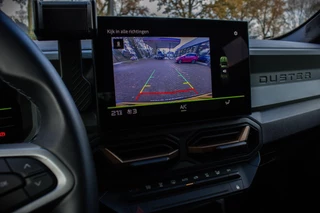 Dacia Duster extreme hybrid 140 I Automaat I Navigatie / 24