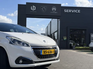 Peugeot 208 Allure 1.2 PureTech 82PK Trekhaak, Navigatie, Parkeersensoren Achter, Climate Control, Cruise Control / 4