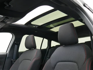 Ford Focus Wagon 1.0 EcoBoost Hybrid ST Line X Private lease €539 p.m. / 16