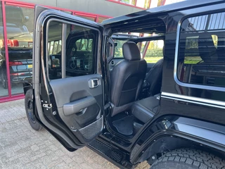 Jeep Wrangler Unlimited 4xe 380 Sahara  | Irmscher | Cross | Camera voor | / 20