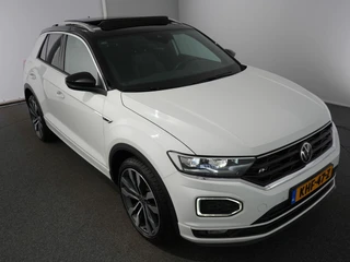 Volkswagen T-Roc 1.5 TSI Sport Business R-line | Trekhaak afneembaar | Pano | Winterpakket | Virtual | / 16