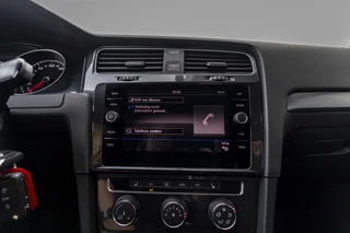 Volkswagen Golf 1.0 TSI Comfortline  | Carplay | ACC | Stoel verw. / 33