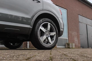 Audi Q3 2.0 TFSI quattro Pro Line | S-tronic Automaat | Panoramadak | 211 pk | Stoelverwarming | Climate control | Navi | Xenon | Bluetooth | 18 inch | PDC | Quattro / 38