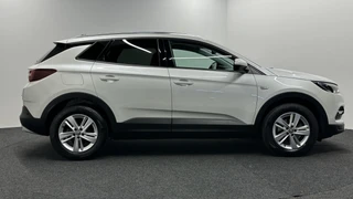Opel Grandland X 1.2 Turbo Elegance CAMERA TREKHAAK LM NAVI CARPLAY CRUISE ECC. / 10