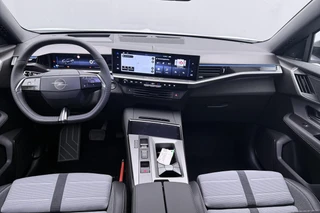Opel Grandland Electric GS 73 kWh / Panoramadak / warmtepomp / 2+6 Jaar garantie / Voordeel / 8