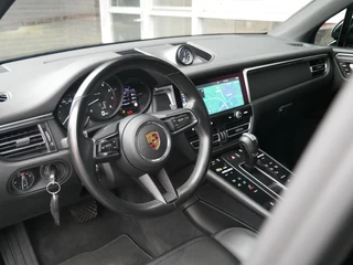 Porsche Macan 2.0 FACELIFT| PANO| TREKHAAK| 21LM| Sport Chrono / 19