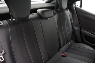 Opel Mokka 1.2 Turbo Elegance 130 PK | Navigatie | Climate control | Lichtmetalen velgen | Camera | Zwart dak | Cruise control / 16