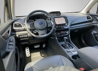 Subaru Forester 2.0i e-BOXER Luxury AUT  | dealer onderh. | leder interieur | trekhaak | adapt. cruise | carplay | memory seat / 16