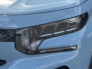 Citroen C3 1.2 Turbo 100pk Max | Apple Carplay/Android Auto | Achteruit rijcamera | Voorstoelen verwarmd | lichtmetalen velgen 17" | elektrische ramen voor / 4