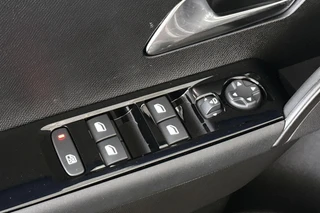 Lancia Ypsilon 1.2 Turbo Hybrid / 29