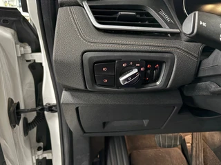 BMW 2-serie Active Tourer 218i High Executive/ NL auto/ Afneembare trekhaak/ Achteruitrijcamera / 13