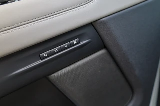 Land Rover Range Rover Evoque 1.5 P300e AWD R-Dynamic SE  | NAP! | MERIDIAN SURROUND | ELEK TREKHAAK | STOELVERW | CAMERA | APPLE CARPLAY | / 7