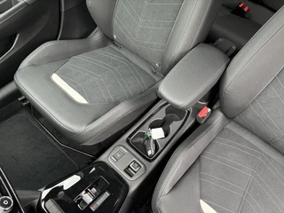 Opel Corsa 1.2 Turbo 145Pk Hybrid Automaat Ultimate | DEMO | Climate control | Navigatie | Camera | Parkpilot | Alcantara | Cruisecontrol | 17" LM-Velgen / 40