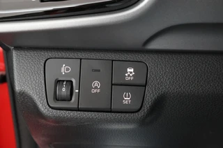 Kia Stonic 1.0 T-GDi MHEV DynamicPlusLine  Trekhaak! Navigatie, Climate, / 18