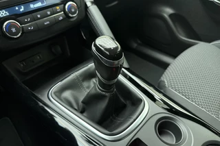Renault Kadjar 1.2 TCe Limited | Apple carplay/Android auto | Cruise control | Keyless entry | Trekhaak | Parkeersensoren V+A | / 30
