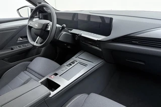 Opel Astra 1.2 Turbo Hybrid GS | NIEUW MODEL | Uit voorraad leverbaar! | Actieprijs inclusief inruilpremie | Matrix LED | Stoel & Stuurverwarming | Adaptive Cruise Control | Navigatie / 8