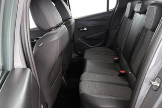 Peugeot 208 1.2 PureTech 75 Active / 9