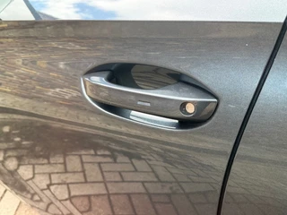 SEAT Leon 1.5 eTSI FR Automaat Led Stoelverwarming Virtueel ACC / 16