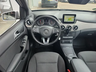 Mercedes-Benz B-Klasse 200 PRESTIGE AUTOMAAT  Pano | Dodehoeksensoren | Clima | Trekhaak / 13