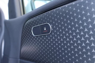 Mercedes-Benz B-Class 200 Luxury Line Panoramadak / Stuurwielverwarming / Stoelverwarming / 39