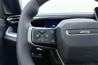 Jeep Compass 1.2 e-Hybrid First Edition | LED matrix verlichting | Panoramadak | Drive assist | Focal audio | Massage stoelen | Stoel ventilatie/verwarming | Camera's rondom / 15