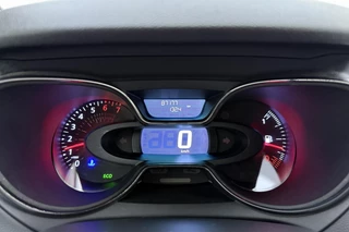 Renault Captur 0.9 TCe Intens | Achteruitrijcamera | Cruise control | Airco | Navigatie | Parkeersensoren | Spraakherkening | Digitale cockpit | / 19