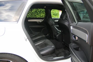Volvo V90 2.0 T4 R Design Pano | Trekhaak | Apple carplay | Pilot assist | / 32