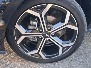 KIA Niro 1.6 GDi Hybrid ExecutiveLine |Leder |Schuifdak |HarmanKardon / 17