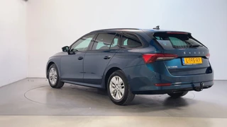 Skoda Octavia Combi 1.0 e-TSI 110pk DSG Ambition Navigatie Trekhaak App-Connect DAB+ / 7