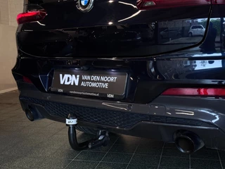 BMW X4 xDrive20i High Executive M-Sport Pano Camera Trekhaak HUD 21'' / 13