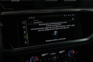 Audi Q3 45 TFSIe 245pk S edition Trekhaak Keyless Stoelverwarming Navigatie Adaptive Cruise S-Line / 25
