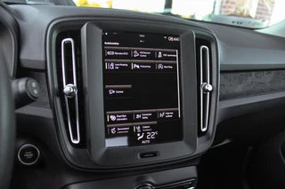 Volvo XC40 1.5 T2 Momentum Core | 1e eigenaar | NL auto | Navigatie | Cruise control | Bluetooth | LED | Parkeersensoren | Bluetooth | Botsherkenning | Rijstrooksensor / 26
