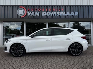 CUPRA Leon 1.4 e-Hybrid VZ Business 245PK LED Navi ACC Carplay / 16