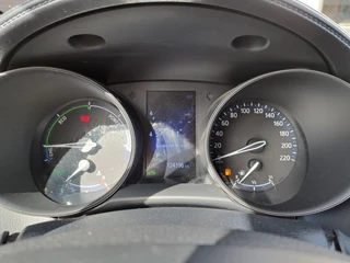 Toyota C-HR 1.8 Hybrid Dynamic / 22