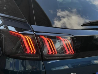 Peugeot 3008 1.2T 130pk Allure Pack Business | Navigatie | Climate & Cruise Control | Camera | AppleCarplay/Android Auto / 31