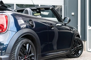 Mini Cabrio 2.0 Cooper S John Cooper Works F1|STOELVERWARMING|ALCANTARA|CARPLAY|CAMERA|LED / 35