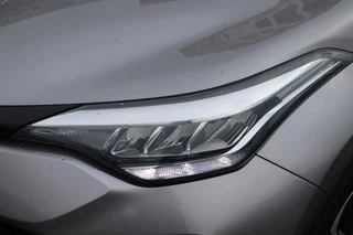 Toyota C-HR 1.8 HYBRID DYNAMIC TREKHAAK STOEL/STUURVERW. ANDROID/APPLE AD-CRUISE CAMERA DEALERONDERHOUDEN / 12