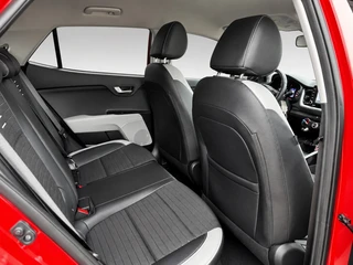 Kia Stonic T-GDi 100 PK Sports Edition 1e eigenaar | Navigatie | Trekhaak | Camera / 30