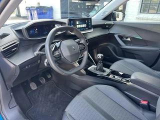 Peugeot 2008 1.2 Turbo 130 PK Allure Pack | Trekhaak 1200 KG | Navigatie | 3D Virtual Cockpit | Stoelverwarming | LED Verlichting | Half Lederen Bekleding | Keyless Start | Climate Control | Cruise Control | 17 Inch Lichtmetalen Velgen | / 12