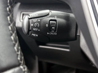 Peugeot 3008 1.2 PureTech Blue Lease Executive Automaat | Adaptive Cruise | CarPlay | Camera | Parkeersensoren / 15