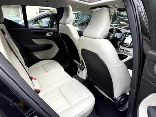 Volvo XC40 1.5 T4 Recharge Inscription  Panoramadak, Leer, 18''Lmv / 18