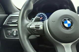 BMW 3-serie Gran Turismo 320i High Executive Edition | Lederen bekleding | M Sport pakket | Trekhaak | Stoelverwarming | Keyless | Navigatie | Weinig kilometers | Climate control / 24