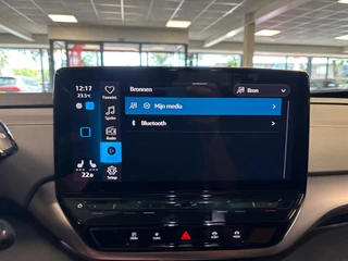 Volkswagen ID.5 Pro 77 kWh / Soh 95,2 / warmtepomp / trekhaak / head up / memory / carplay / 20