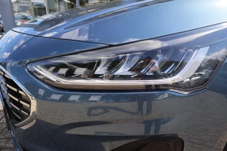Ford Focus Wagon HYBRID 155PK TITANIUM-X NL-AUTO 1E EIGENAAR PARK.SENSOREN NAVI APPLE/ANDROID ALL SEASONS / 6
