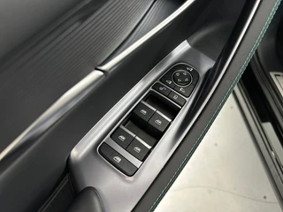 Byd SEAL U 1.5 DM-i FWD Boost PHEV | Panoramadak | Elektrische Achterklep | Elektrische Stoelen / 25