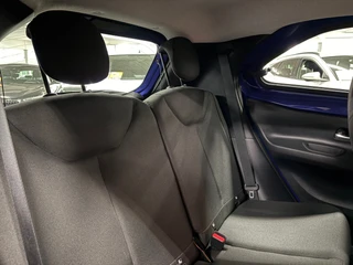 Toyota Aygo X 1.0 VVT-i MT Play/ NL auto/ Eerste eigenaar/ BTW auto/ Achteruitrijcamera / 32