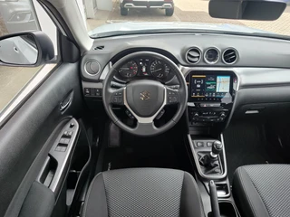 Suzuki Vitara 1.4 BOOSTERJET SMART HYBRID SELECT  Keyless | Camera | Stoelverwarming | Navi / 13