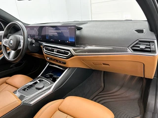 BMW 3-serie 320i M Sport | Schuifdak | Camera | HeadUp Display | Stoelverwarming | Memory Stoelen / 12